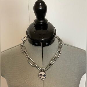 IGirl Skully chain
